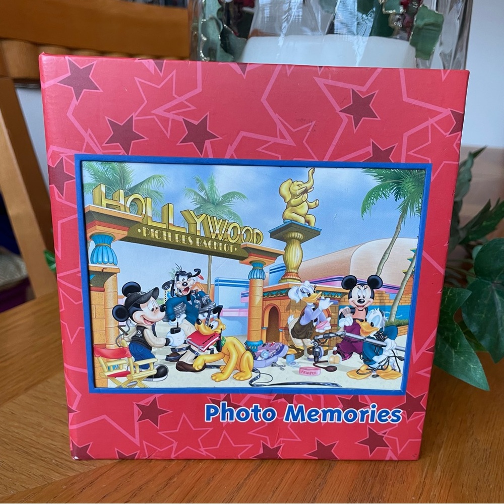 California Adventure Mickey & Friends “Photo Memories” 4x6 Photo Album